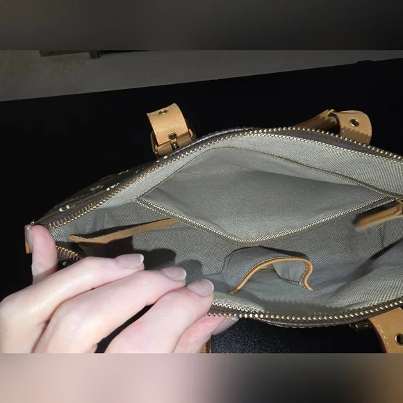 Dooney & Bourke Brown Monogram Shoulder Bag, Excellent Condition, No Long Handle - Picture 7 of 10